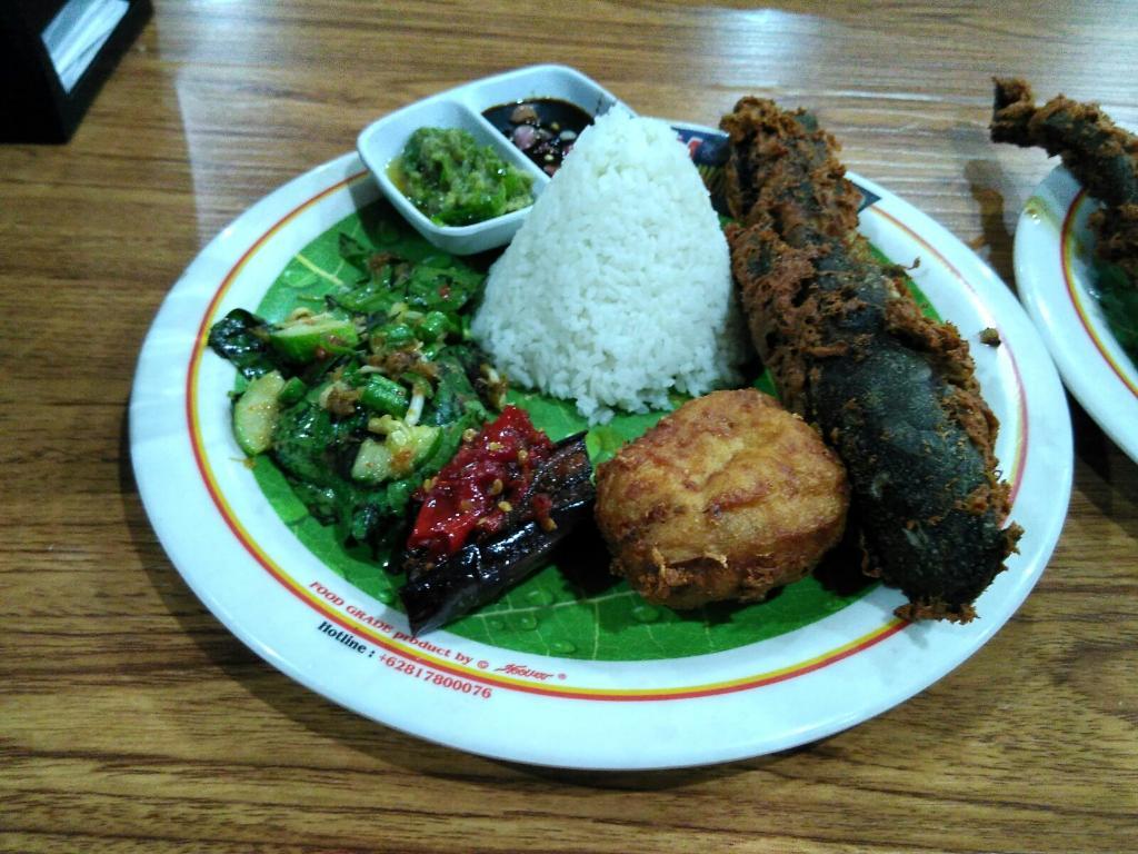 Ayam Bakar Wong Solo