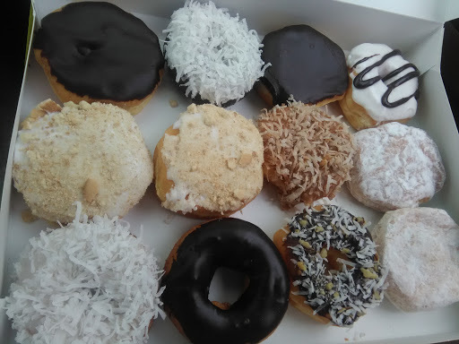 Dippin Donuts