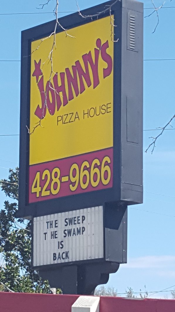 Johnny`s Pizza House